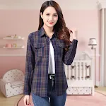 Camiseta de manga larga fina para mujer con protección solar. Disfruta del sol con comodidad y protección, ideal para actividades al aire libre. — foto 6