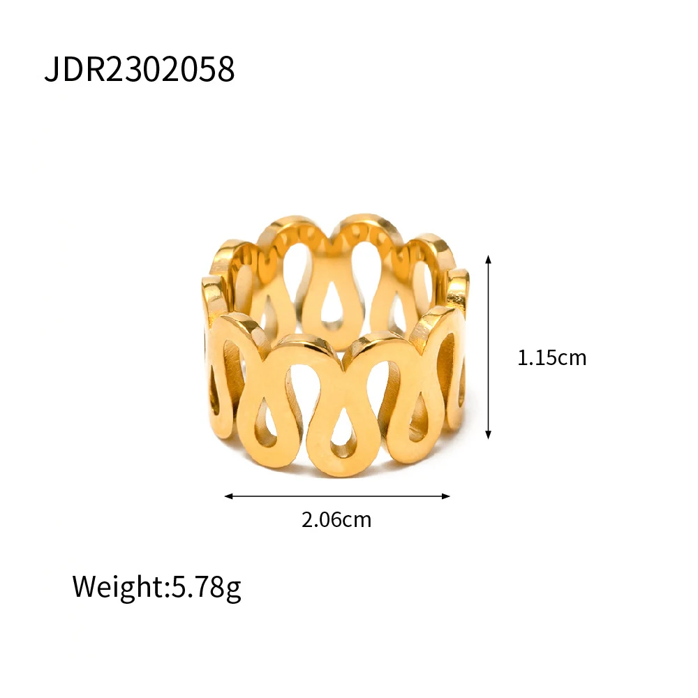 Anel simétrico de aço inoxidável 18K com banho duplo de ouro. Sofisticação e durabilidade. Adicione um toque elegante ao seu estilo diário. — foto 1