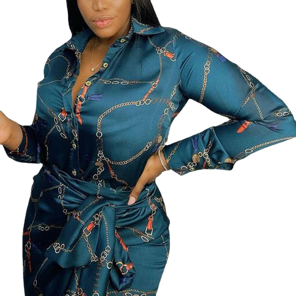 Bolsa com corrente, renda e estilo para o trabalho e lazer. Vestido camisa com design moderno, ideal para a mulher contemporânea. — foto 4