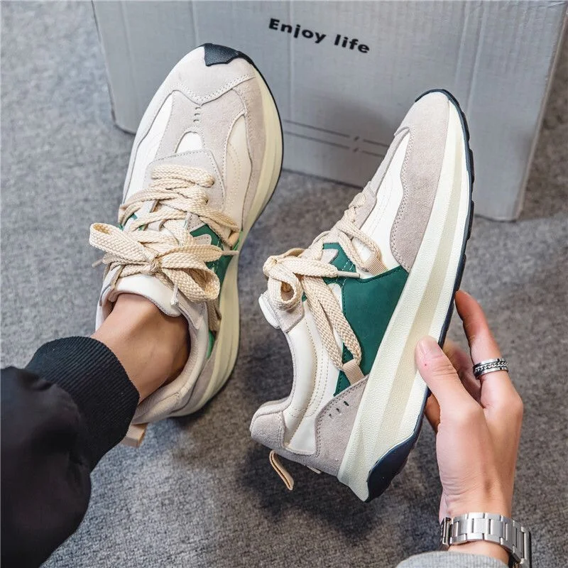 Autumn Breathable Mesh Thin Style Sports Running Casual Men's Shoes. Lightweight and comfortable footwear designed for a — photo 1