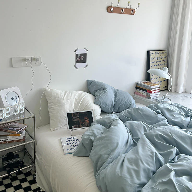 Jogo de cama estampado de quatro peças, lavagem com água. Conforto e suavidade para noites tranquilas. Lençóis respiráveis e agradáveis. — foto 3