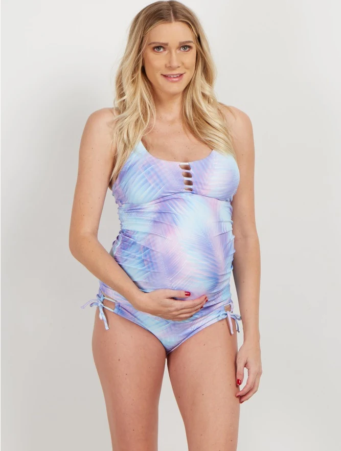 Title 3, Sexy bikini beach swimsuit for a confident summ...