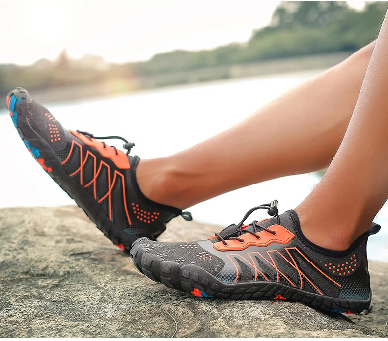 Title 2, Five-finger camouflage swimming shoes for enhan...