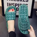 Men's and Women's Non-slip Home Floor Cotton Slippers. Comfortable, safe and warm for indoor use. Perfect for hardwood o — photo 4