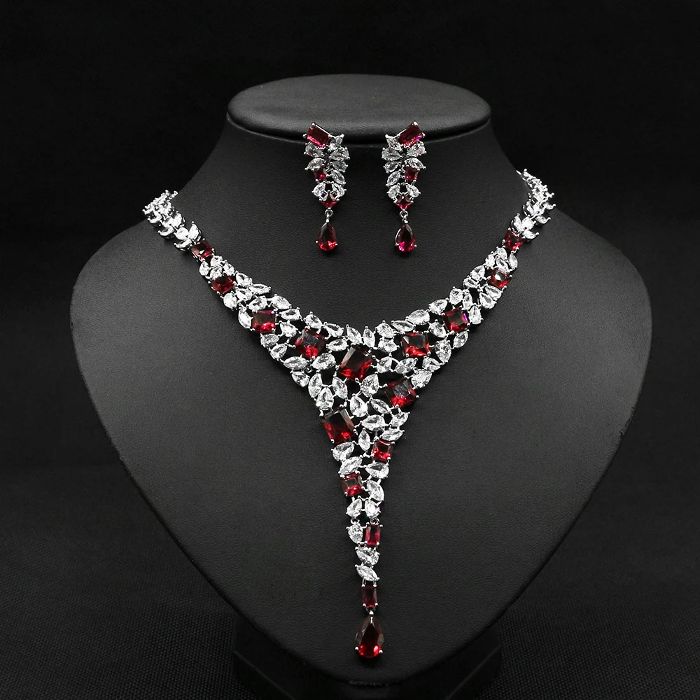 Conjunto de Colar e Brincos de Zircônia para Noiva Vestido de Casamento Acessórios de Orelha Elegantes e Perfeitos para o Seu Dia Especial — foto 4