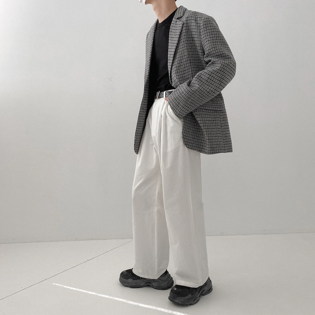 Title 23, Mens Loose And Handsome Vintage Woolen Coat. P...