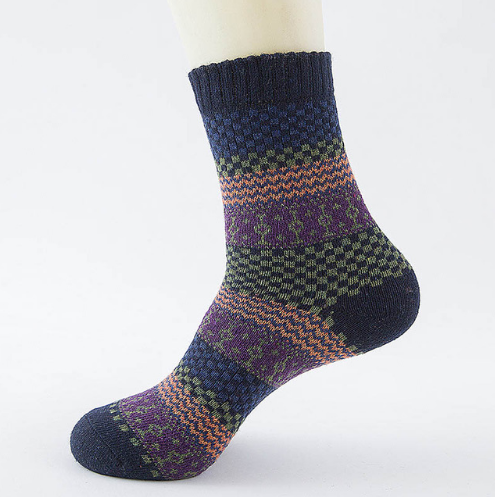 Winter Warme Dicke Gestreifte Wollsocken Freizeitsocken Businesssocken Genieße den Winter mit warmen und stilvollen Socken. Perfekt für jeden Anlass. — foto 8