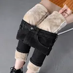 L619 black cropped
