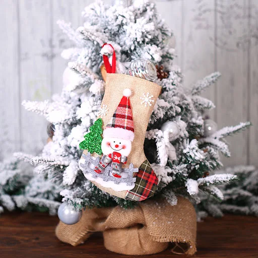 Title 6, Christmas Socks Gift Bag Pendant Delight someon...