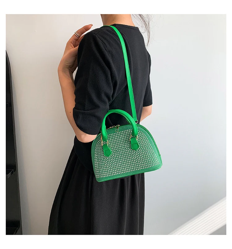 Simple Casual Shoulder Messenger Bag. Stylish and simple bag for everyday use. Comfortable, practical and perfect for wo — photo 7