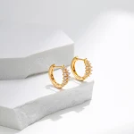 Brincos femininos OL de luxo leve, que mostram temperamento e elegância. Adicione um toque sofisticado ao seu visual, perfeitos para qualquer ocasião. — foto 7