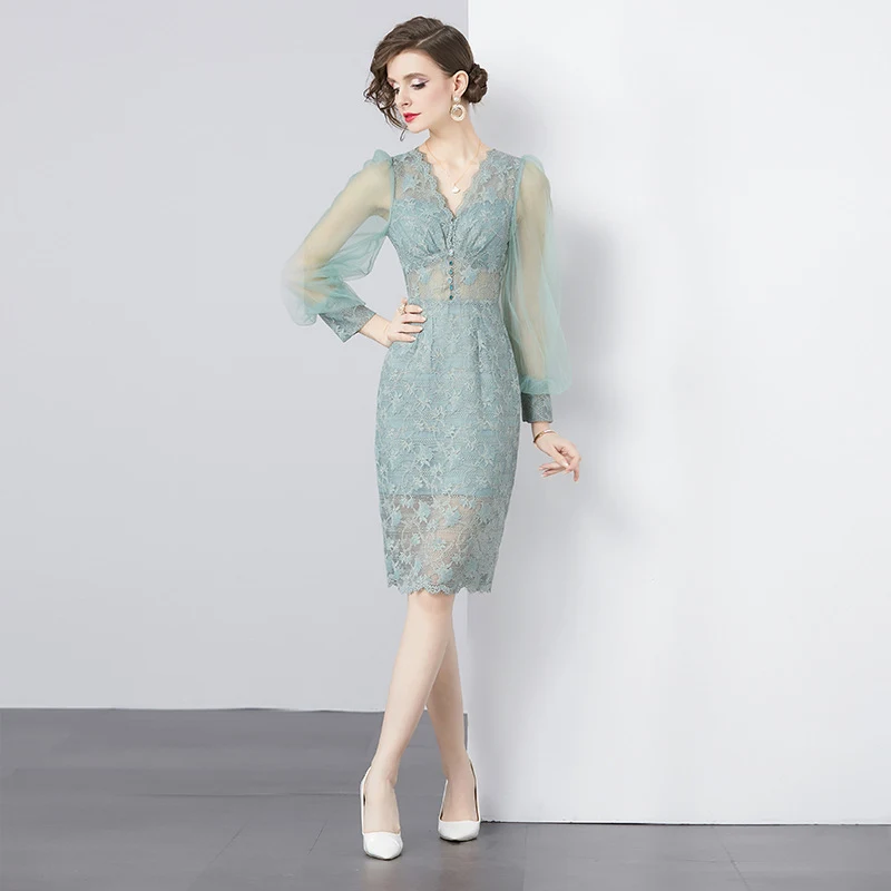 Title 4, Womens Lace Dress Long Sleeve