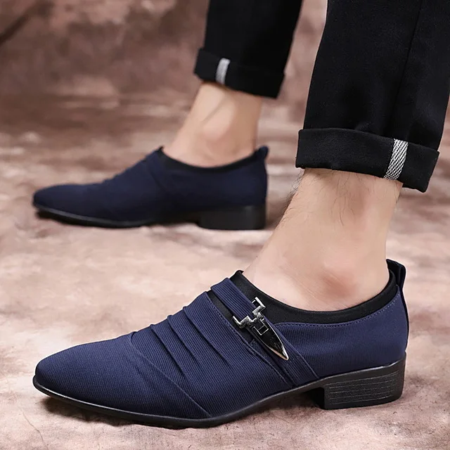 Title 4, Spitse leren herenschoenen. Stijlvolle eleganti...