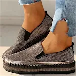 Kadın günlük loafer ayakkabılar Günlük kullanım için ideal Rahat ve şık tasarım Çok yönlü kullanım sunar Her adımda konfor ve stil Kolay kombinlenebilir ve modern görünüm — Fotoğraf 7