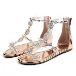 Sandálias rasteirinhas transparentes estilo boho com raízes cobertas de strass, perfeitas para um visual leve e charmoso — foto 1
