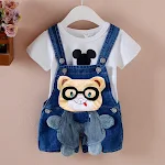 Macacão infantil com suspensórios, shorts jeans para bebês, meninos e meninas. Conforto e estilo em uma peça única para diversas ocasiões. — foto 7
