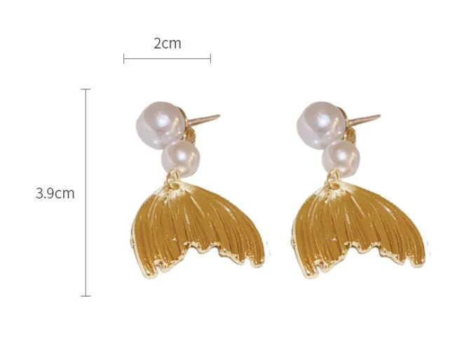 Brincos simples de borla de pérolas Fishtail Silver Needle, delicados e charmosos, adicionam um toque de elegância sutil, perfeitos para uso diário. — foto 1