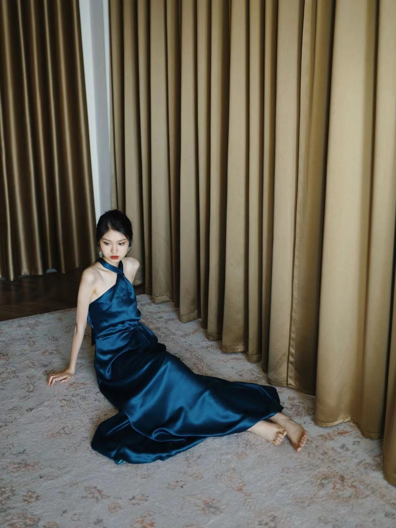 Novo Robe Feminino Chinês para Manhã de Casamento, Vestido de Noiva, design sofisticado e elegante, ideal para noivas que buscam conforto e beleza no dia especial. — foto 13