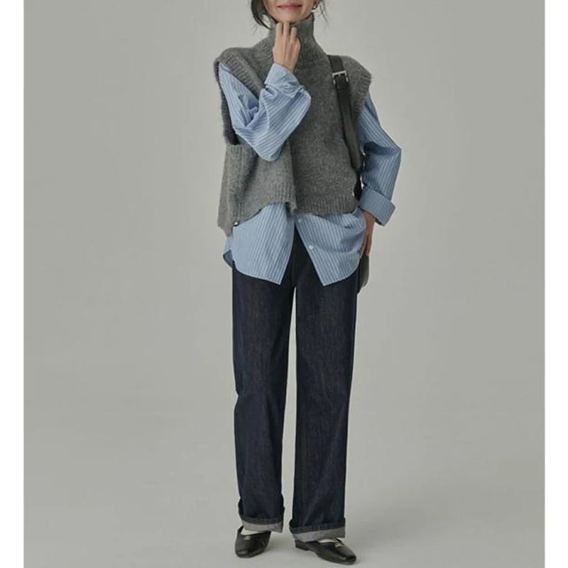Title 2, Design Sense Niche French Grey Weste-Pullover