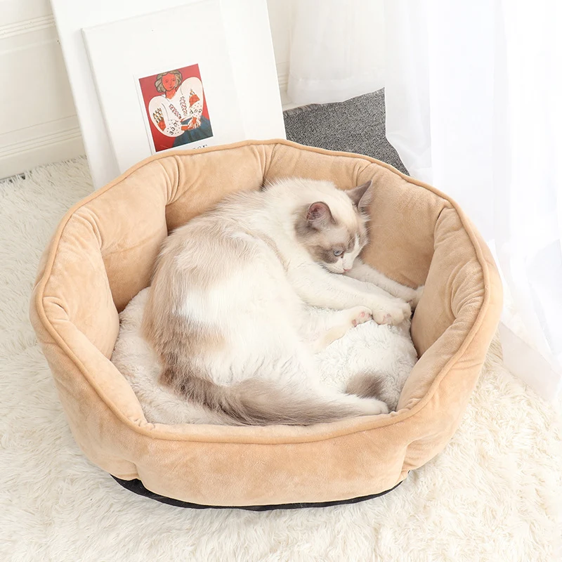 Shell shaped pet nest provides comfort and security. Soft and cozy bed for dogs and cats, perfect for sleeping and relax — photo 5