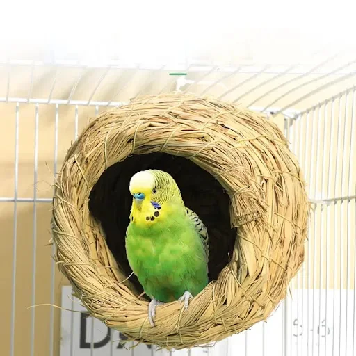 1pc Natural Handmade Straw Bird Nest Pigeon House Parrot Nest Warm Pet Bedroom Courtyard Small Animal Bird Cages — photo 1