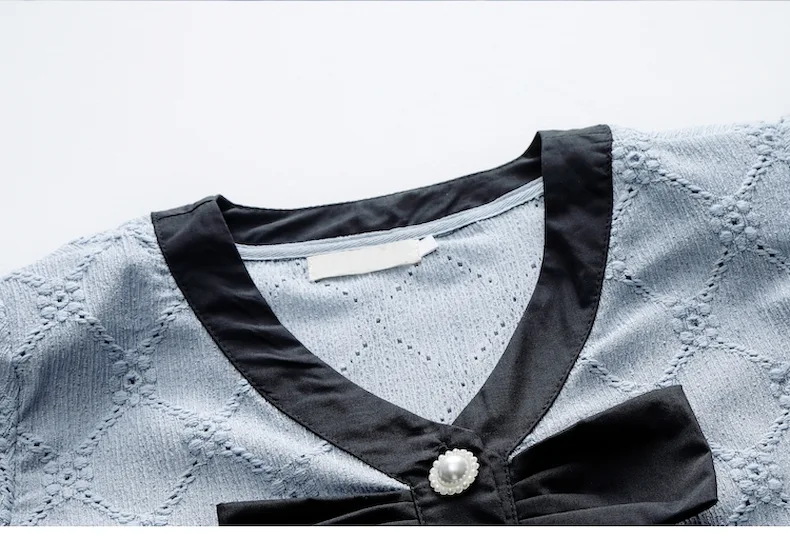 Title 9, Womens Bow Puff Sleeve Short V-neck Shirt