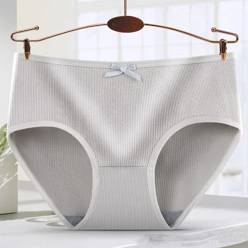 Title 10, Womens Mid-rise Non-marking Solid Colour Shorts