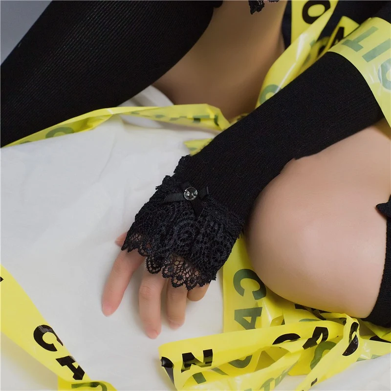 Gestrickte Fingerlose Handschuhe und warme Fake-Ärmel aus Spitze bieten Wärme und einen eleganten Look für den Alltag. — foto 6