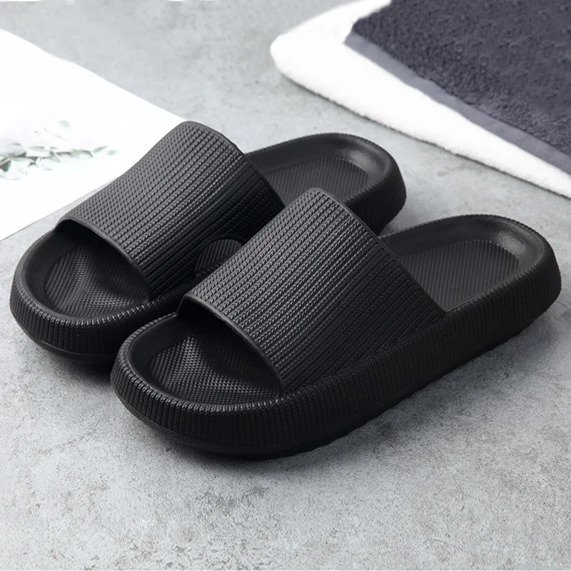 Title 3, Couple Non-slip Sandals and Slippers Stay comfo...