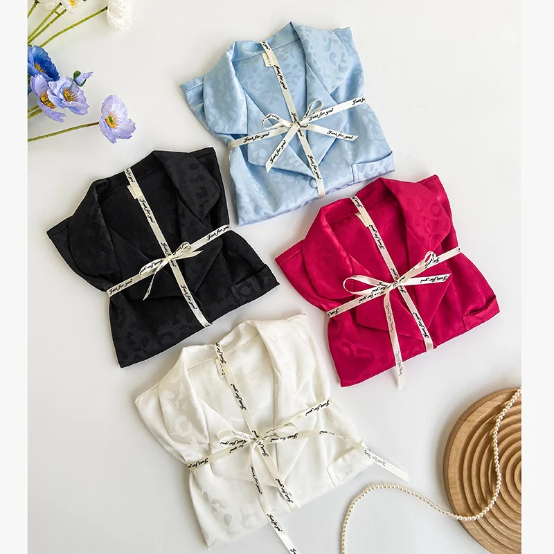 Title 5, Feather Model Loose Pajamas For Women