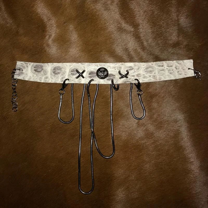 Coleira original artesanal com rebites para cães. Durável, elegante e segura. Perfeita para passeios diários e aventuras caninas. — foto 5