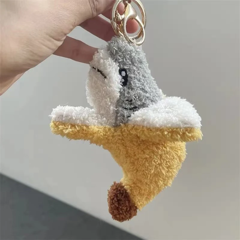 Boneca de Tubarão Banana Pelúcia Travesseiro Amigo Divertido e Macio. Perfeito para abraçar e decorar quartos. Presente ideal para crianças. — foto 12