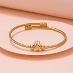 Pulseira de coroa em aço inoxidável Elegância e resistência em um só acessório. Perfeita para um visual sofisticado e duradouro no dia a dia. — foto 7