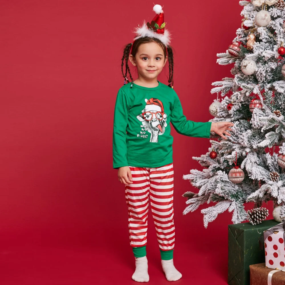 Title 7, Herfst- en winter kerst familie pyjama set voor...