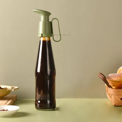Title 1, Squeezer for Glass Fuel-Consuming Bottle with H...