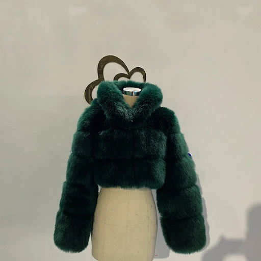 Title 4, European And American Short Hooded Fur Coat