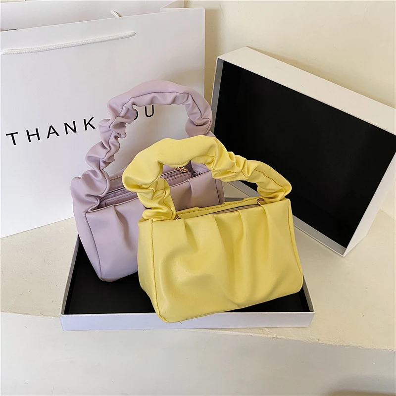 Bolso Nube Portátil para Mujer, Versátil y Elegante, Ideal para Cualquier Outfit, Comodidad y Estilo en un Diseño Atemporal y Práctico — foto 5