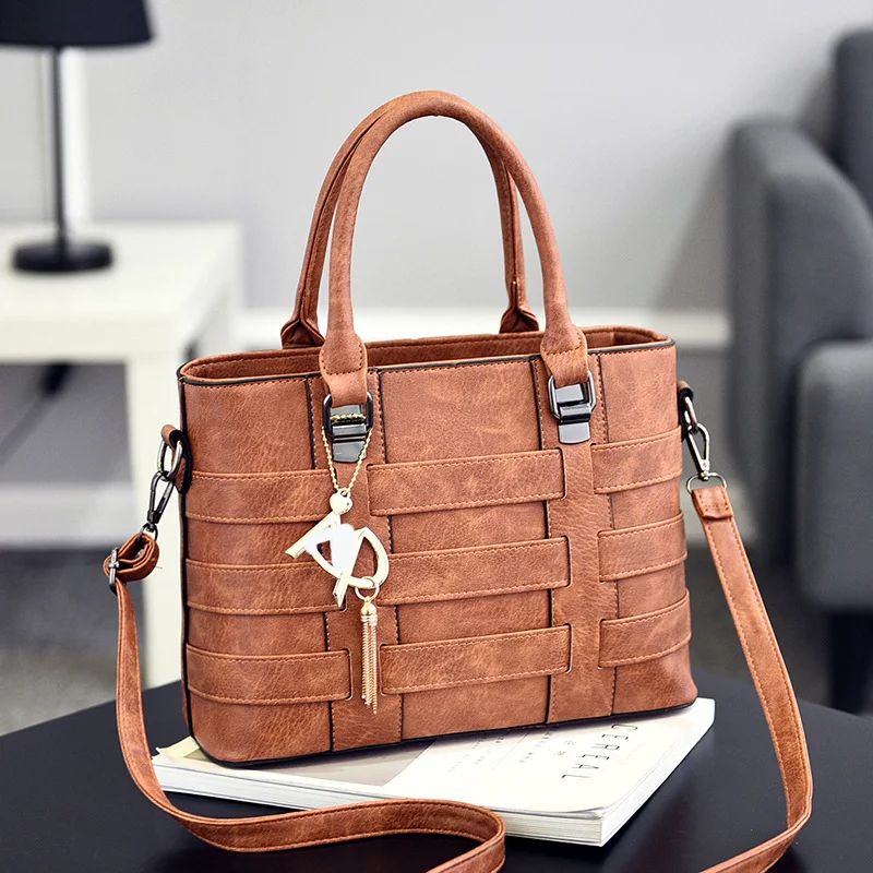 New trendy ladies bag, casual one-shoulder messenger bag, perfect for everyday use. Carry your essentials in style and c — photo 9