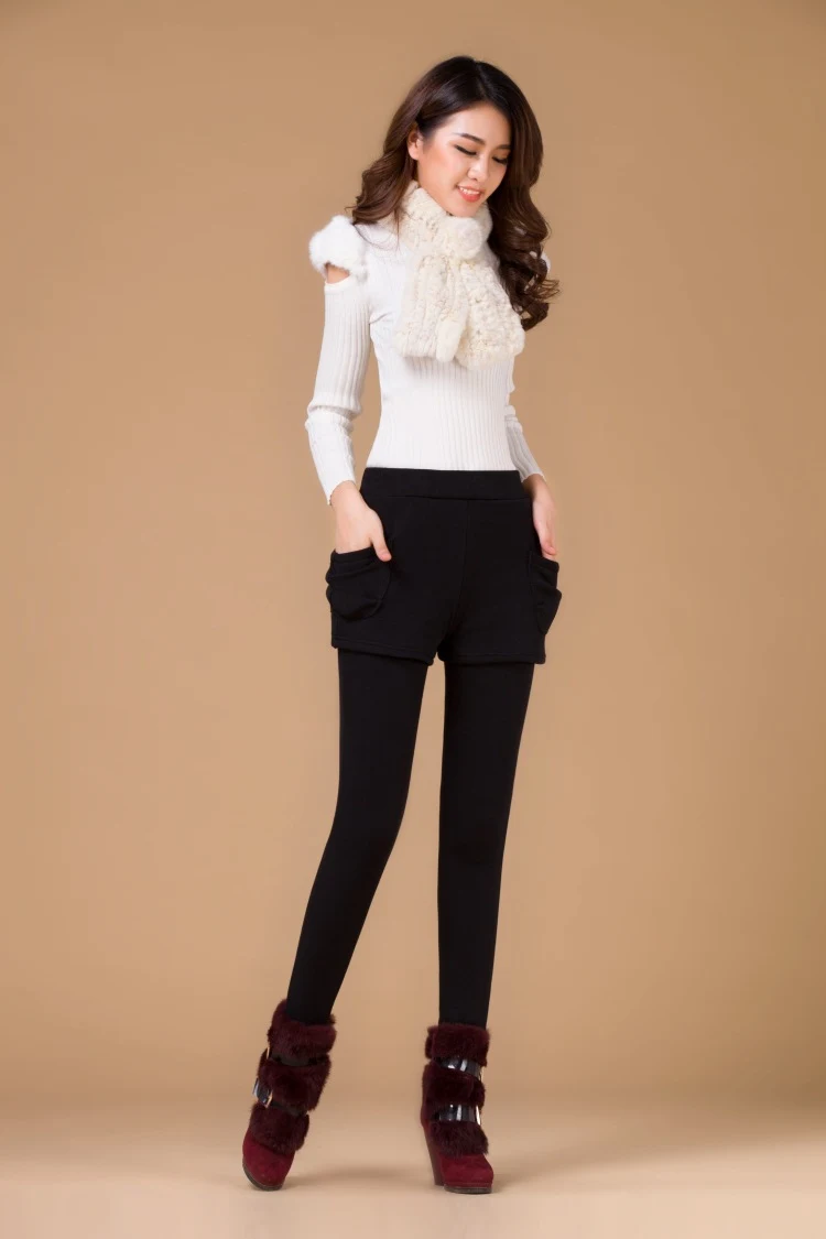 Nep tweedelige leggings voor een stijlvolle en comfortabele look. Geniet van veelzijdigheid en mode zonder in te leveren op comfort. — foto 4