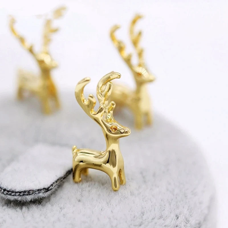 Pingente estilo Mori de cervo com banho de ouro 18K e cobre puro que preserva a cor, acessório elegante e durável para complementar seu visual. — foto 4