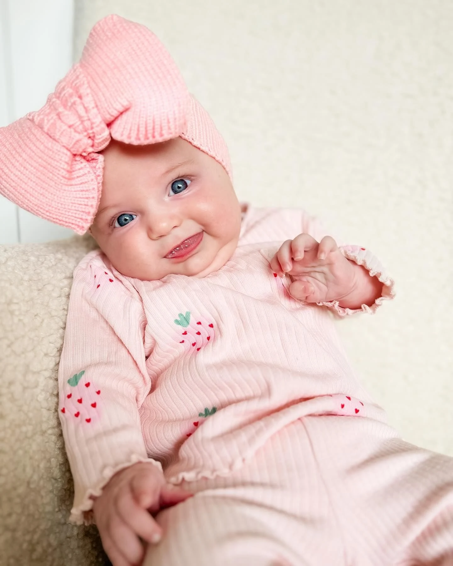Conjunto infantil de 3 peças com estampas adoráveis, para conforto e estilo. Perfeito para o dia a dia e presente. Macio e lavável. — foto 1