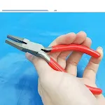 Flat pliers