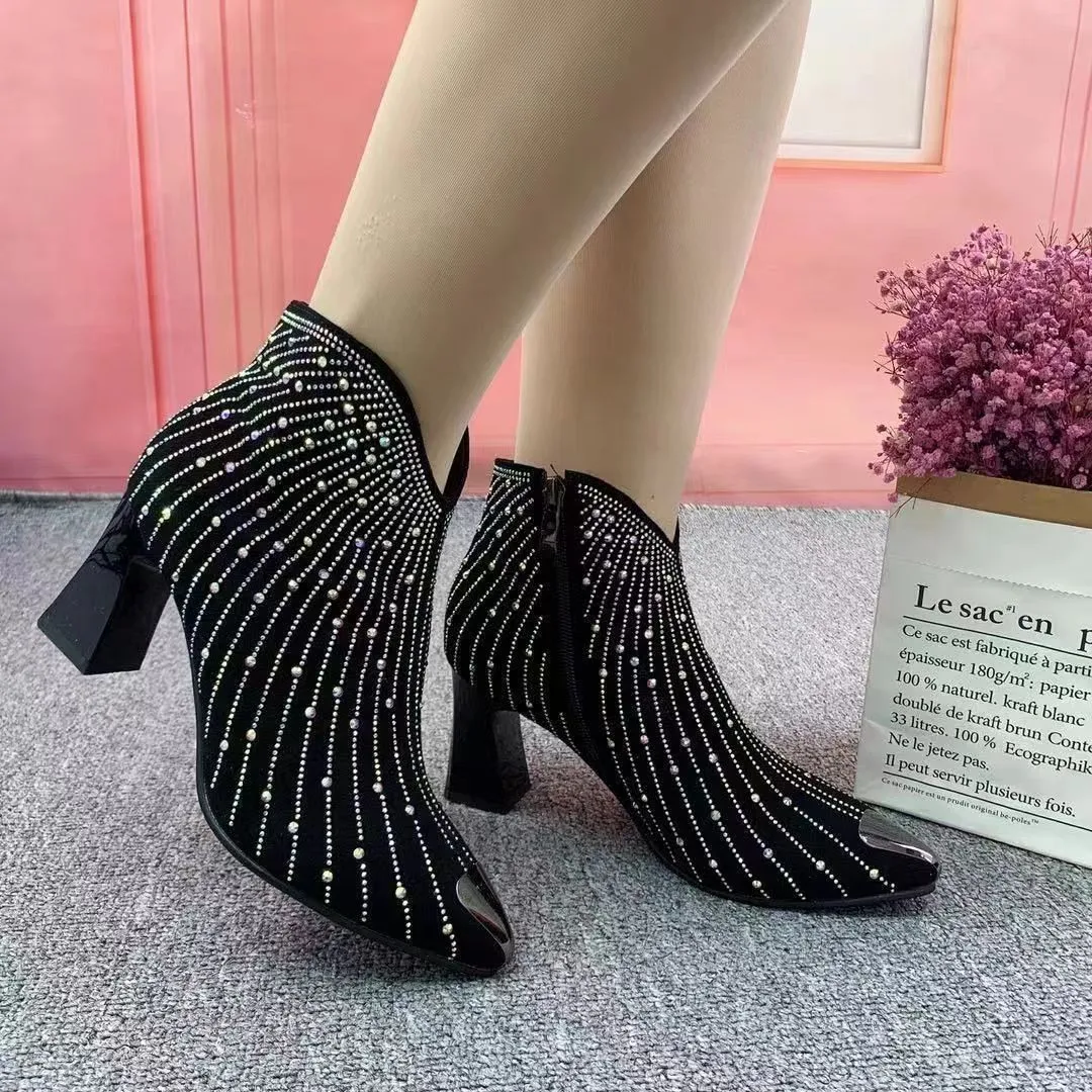 Botas femininas de salto alto com bico fino e strass, anti-colisão, com design de estrelas, para um visual deslumbrante e seguro. — foto 15