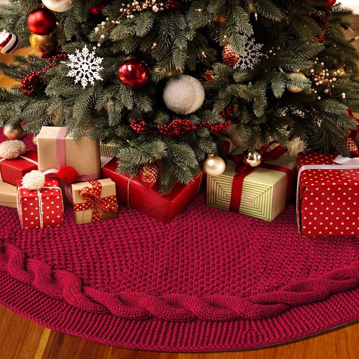 Title 6, Christmas Red Knitted Tree Apron Ornament. Deco...