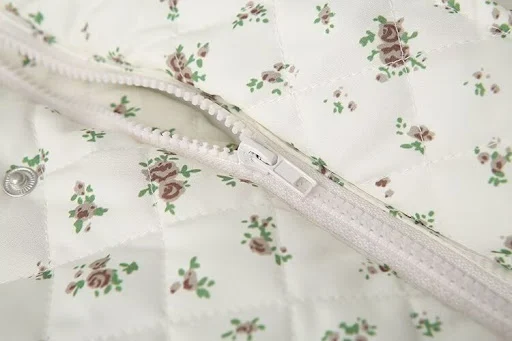 Title 5, Womens Floral Thick Loose Warmth Retention Mat...