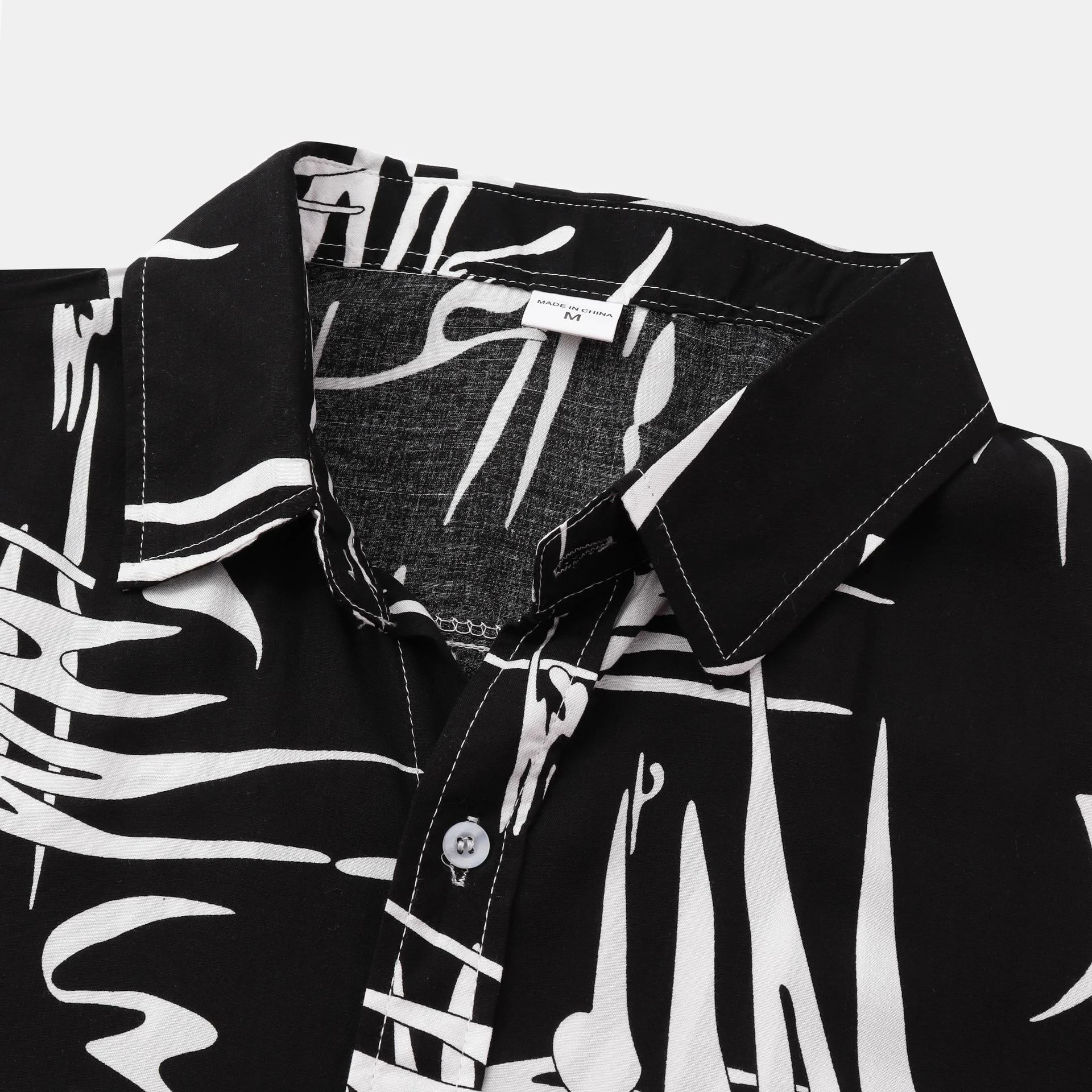 Camisas masculinas de manga curta listradas casuais – Conforto e estilo para o dia a dia. Perfeitas para um visual despojado e fresco no verão. — foto 2