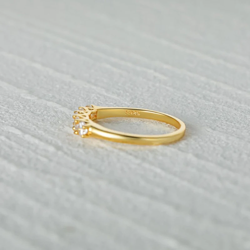 Title 3, Anel de luxo fashion com diamantes em fileira ú...