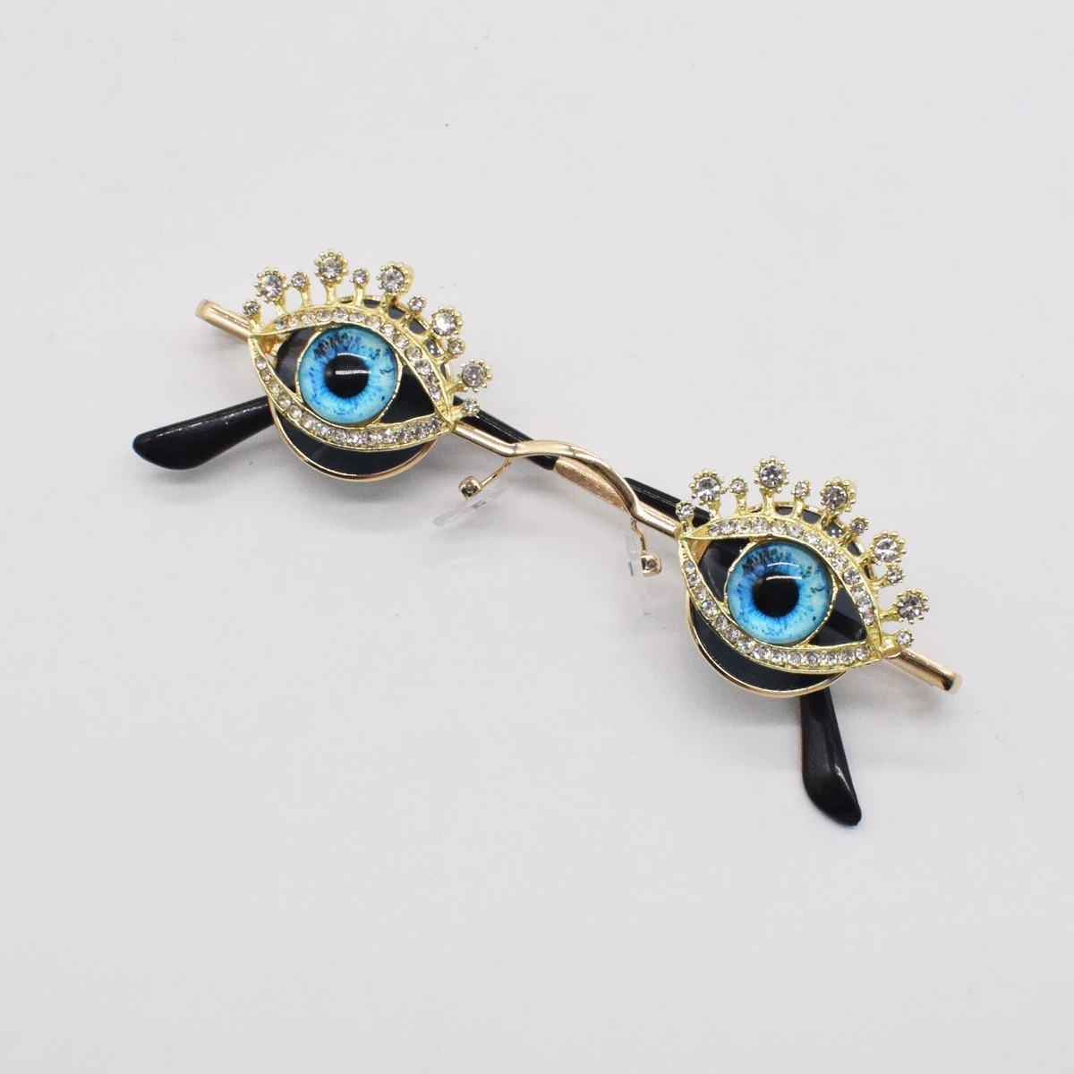 Title 5, Personalized Emerald Diamond-studded Glasses