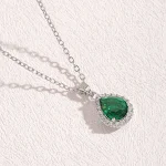 Colar com pingente de gotas d'água de zircônia para mulheres Joia da moda Elegância e brilho Presente perfeito Design delicado — foto 11