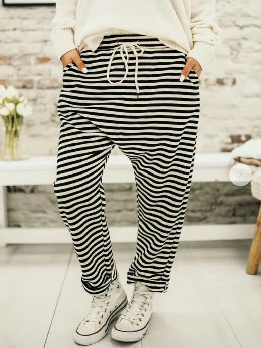 Damen Slacks mit elastischem Bund und Kordelzug für optimalen Komfort. Perfekt für Alltag und Freizeit, bieten Bewegungsfreiheit. — foto 4